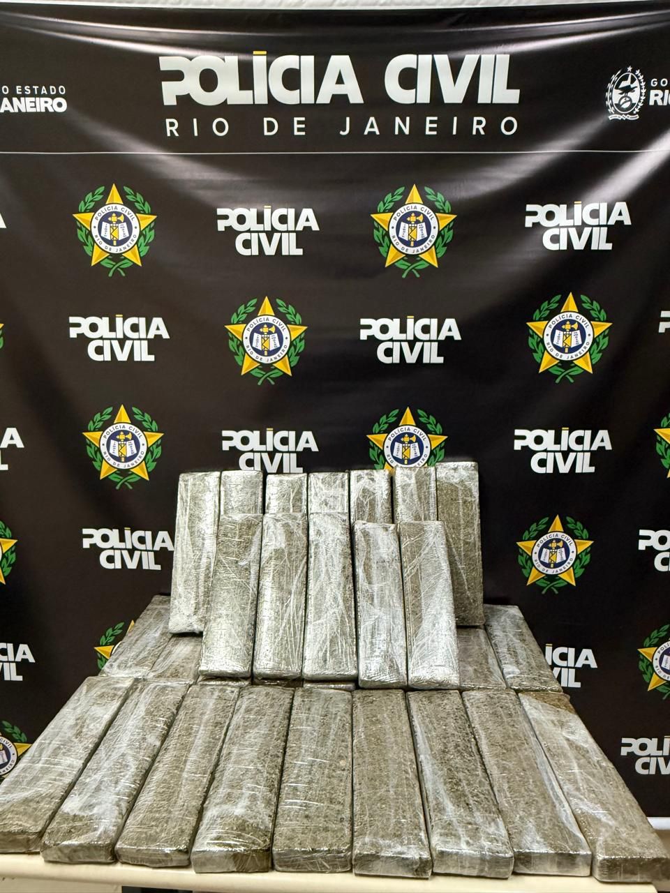 Polícia Civil prende cinco estrangeiros que levavam drogas de São Paulo para facções criminosas do Rio de Janeiro