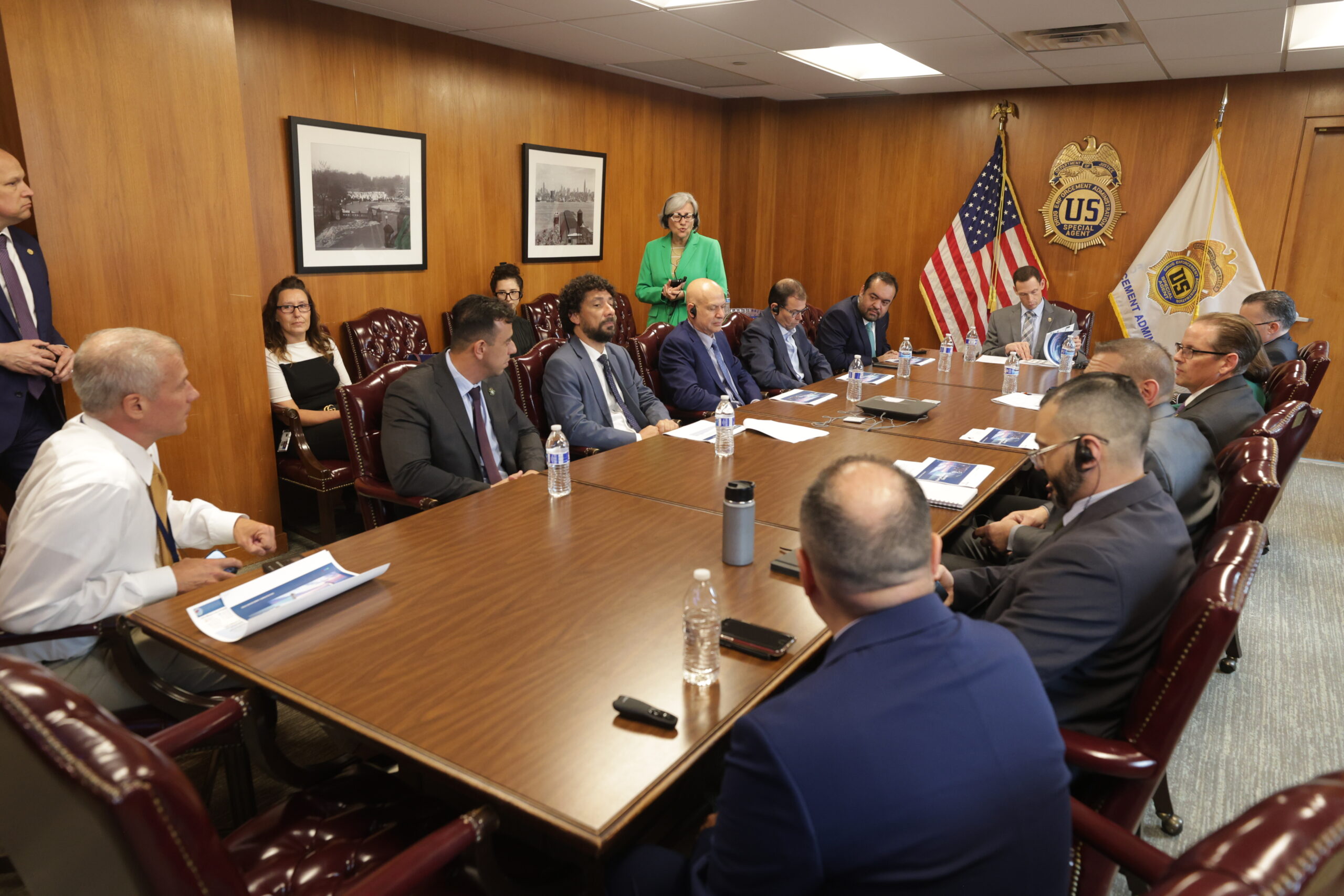 Em NY, Cláudio Castro propõe acordo de cooperação entre Governo do Rio e Agência Antidrogas dos Estados Unidos