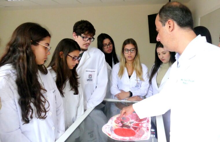 Faculdade de Medicina de Petrópolis inscreve para o vestibular até 24 de junho