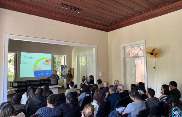 Contadores de Petrópolis passam por capacitação para facilitar a regularização de empresas