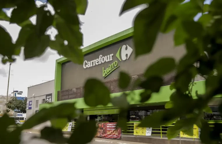 Justiça torna Carrefour réu por vazamento de óleo diesel em Santos