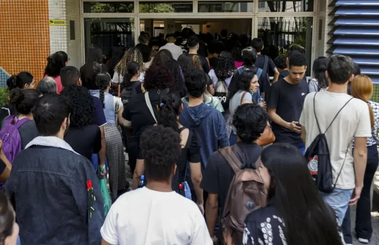Senado aprova cota de 30% em concursos para negros e indígenas